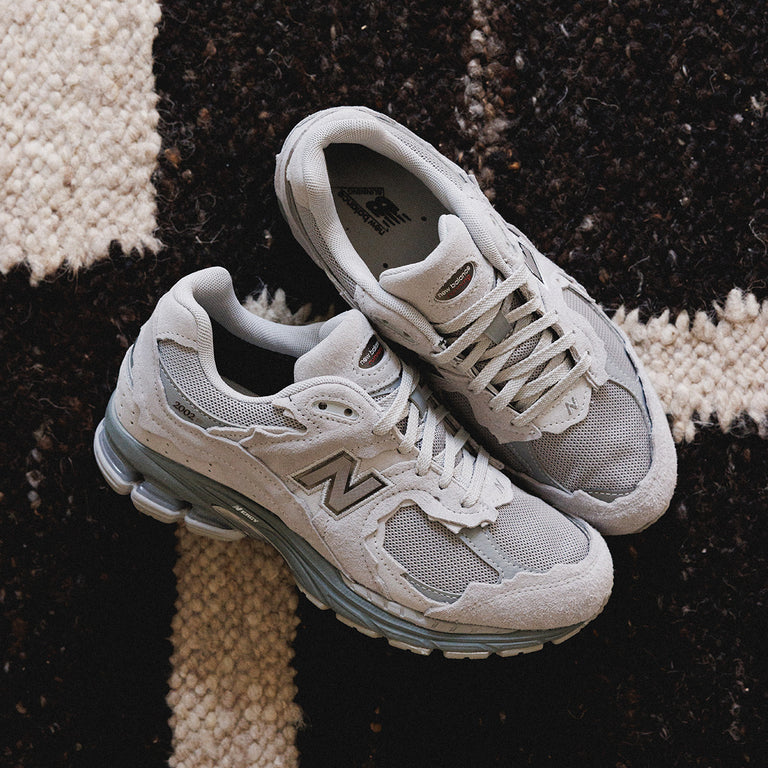 New Balance 2002DX *Protection Pack GORE-Tex* onfeet