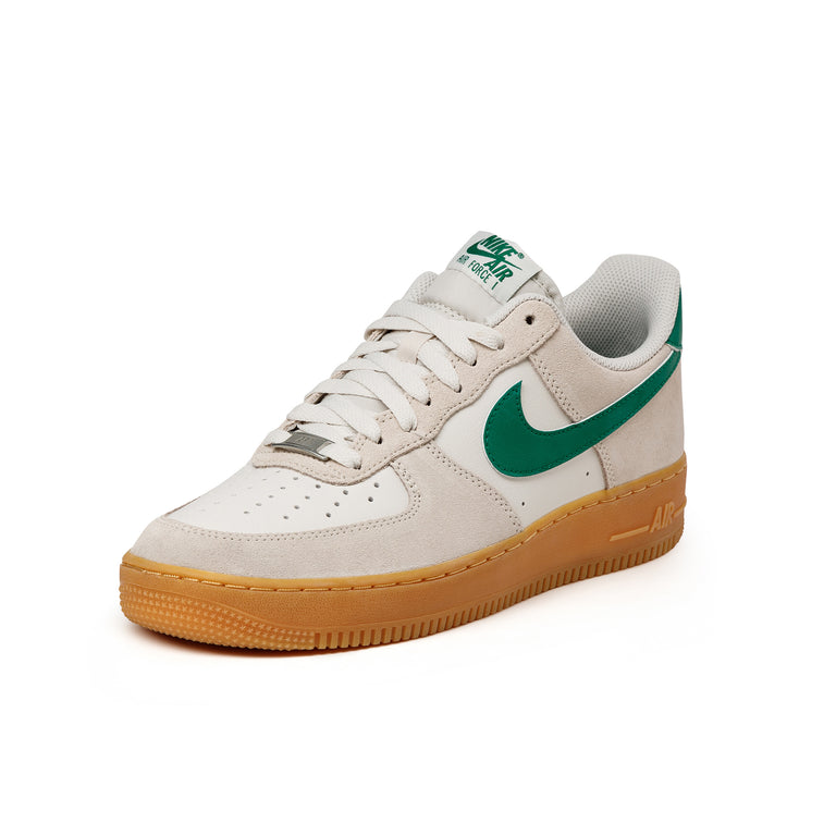 Nike Air Force 1 '07 LV8