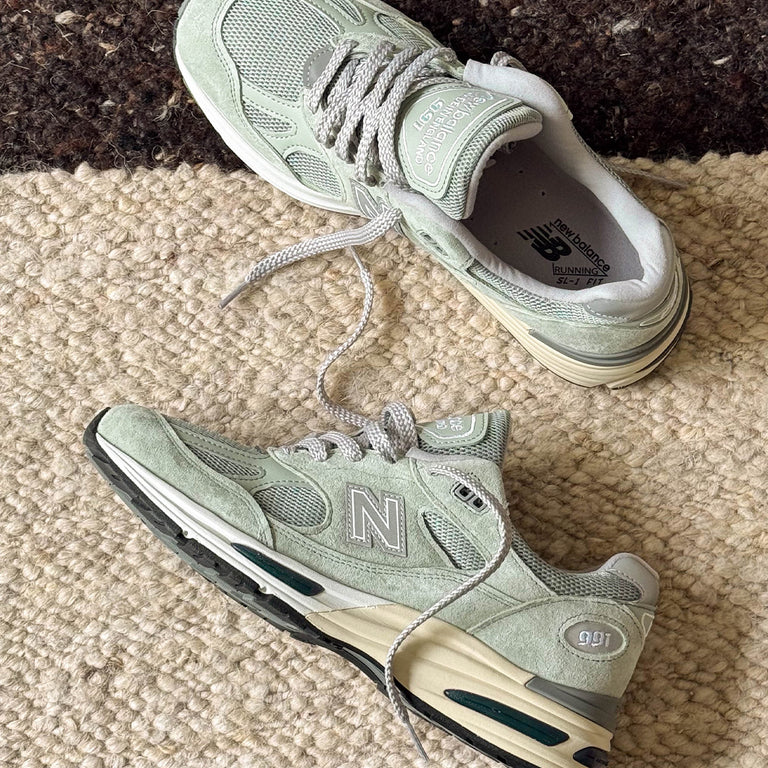 New Balance 991 v2 *Made in England* onfeet