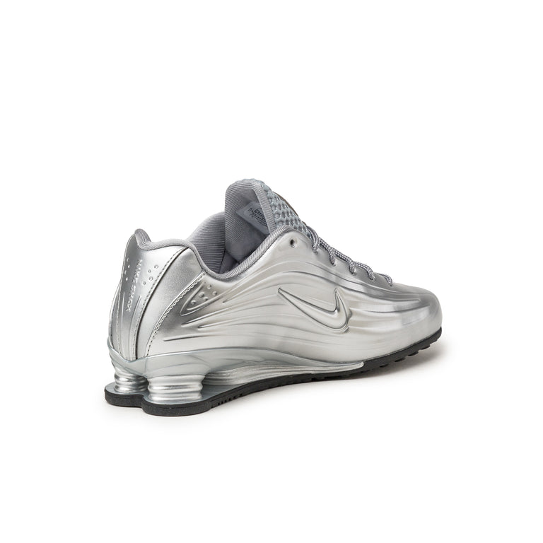 Nike Wmns Shox Z - 41 / Silver / Metallic Silver / Black - 6