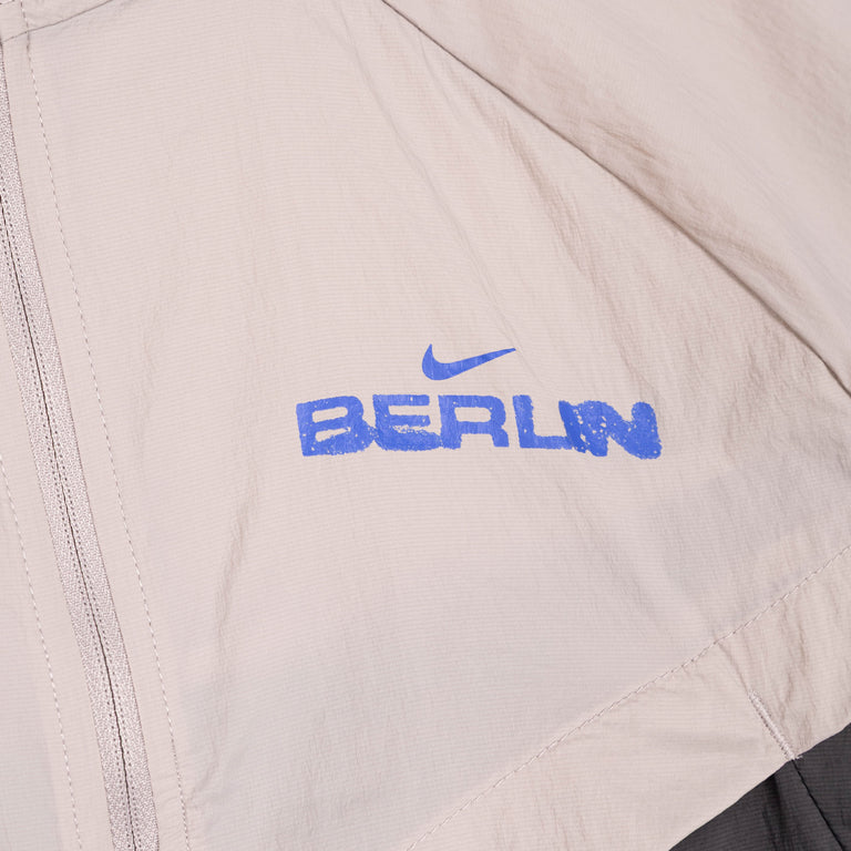 Nike	Stride Repel Running Jacket *City Marathon* - XL / College Grey / Anthracite - 6