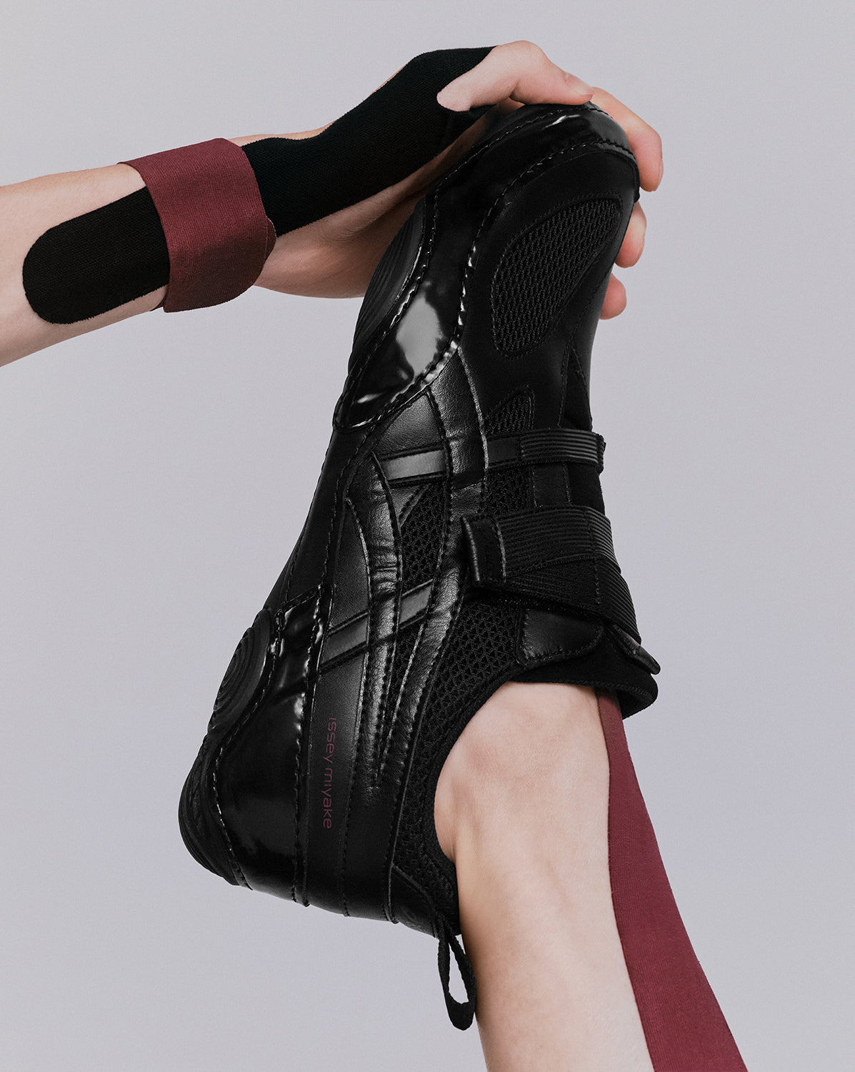 Asics x Issey Miyake Hyper Taping Sneaker » Buy online now!