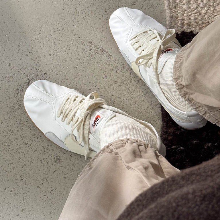 Nike Wmns Moon Shoe OG SP onfeet