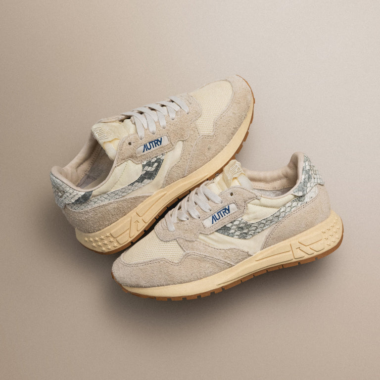 Autry Reelwind Low W *Nylon / Suede* onfeet