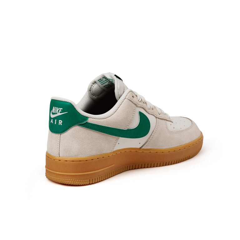 Nike Air Force 1 '07 LV8