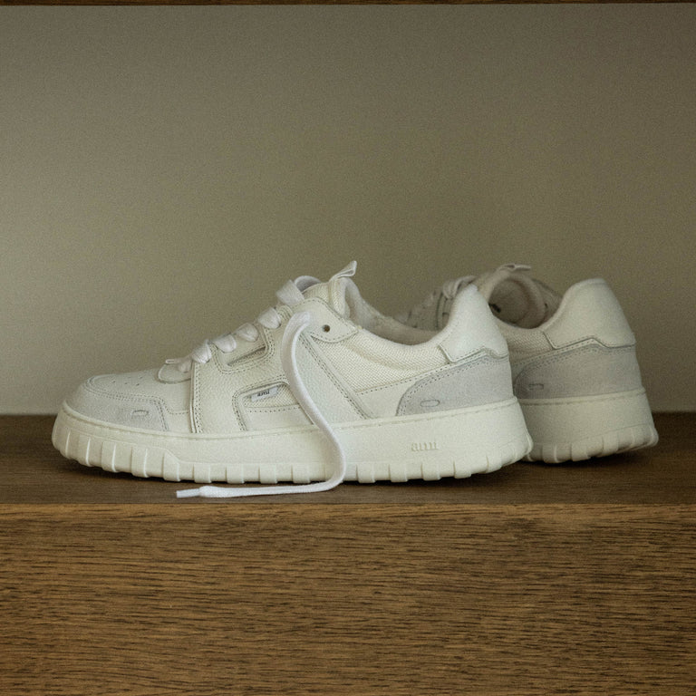 Ami Paris SN504 onfeet