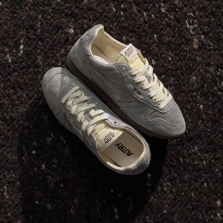 Autry Windspin W *Lamb Leather / Nylon* onfeet