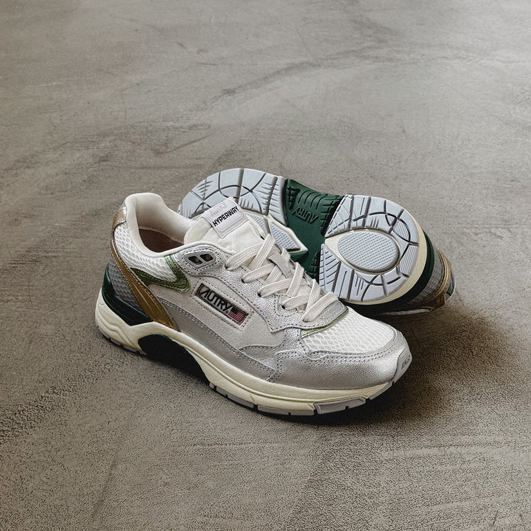 Autry Hyperway W *Leather / Suede / Mesh* onfeet