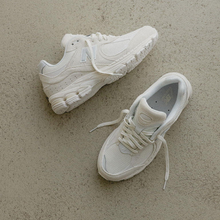 New Balance U2002RWH onfeet