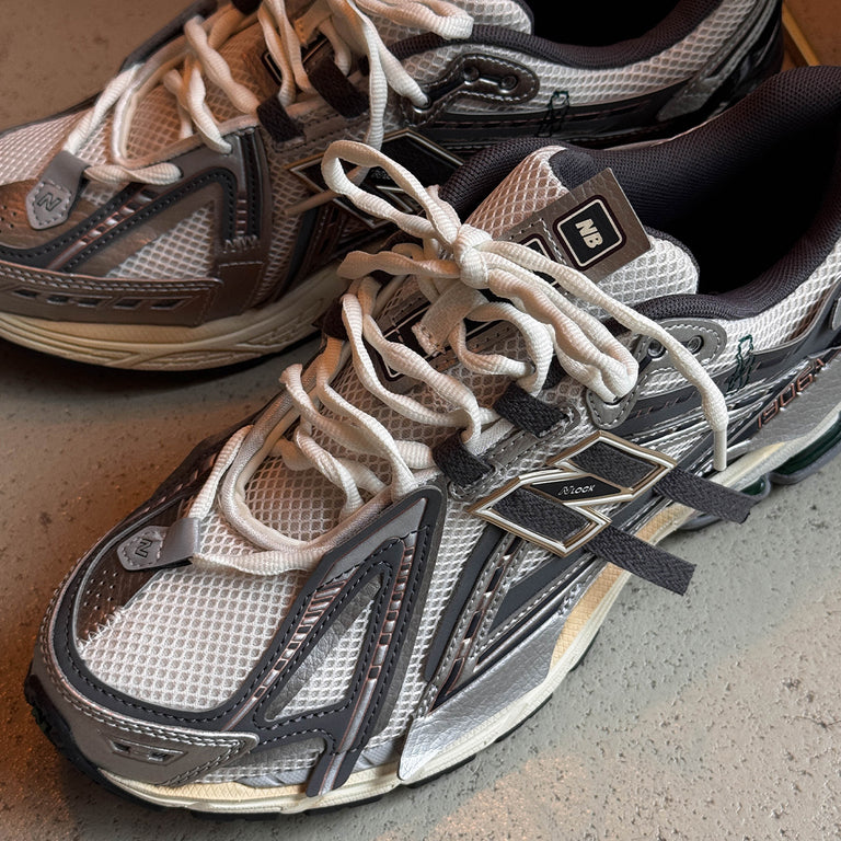 New Balance M1906AD onfeet