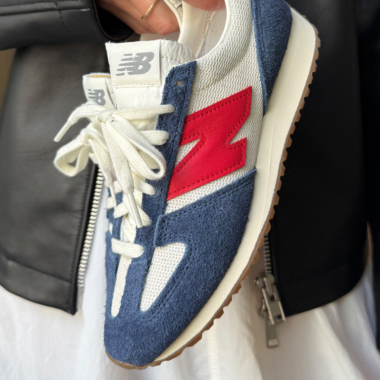 New Balance U471AK onfeet