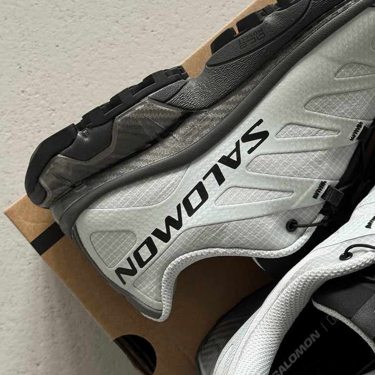 Salomon XT-4 OG GTX onfeet