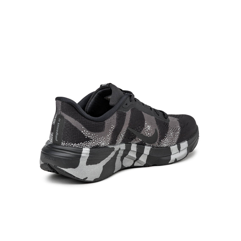 Nike Air Zoom Pegasus 42 - 43 / Black / Black / Medium Ash / Metallic Silver - 3