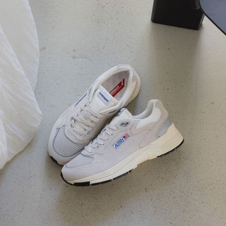 Autry Hyperway  *Suede / Mesh* onfeet