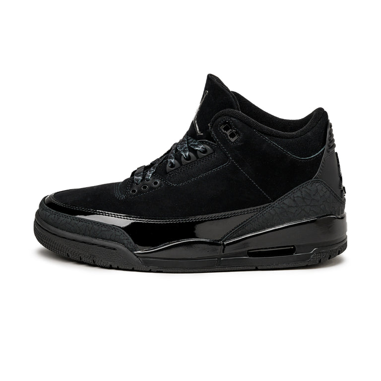 Nike	Air Jordan 3 Retro *Black Cat*