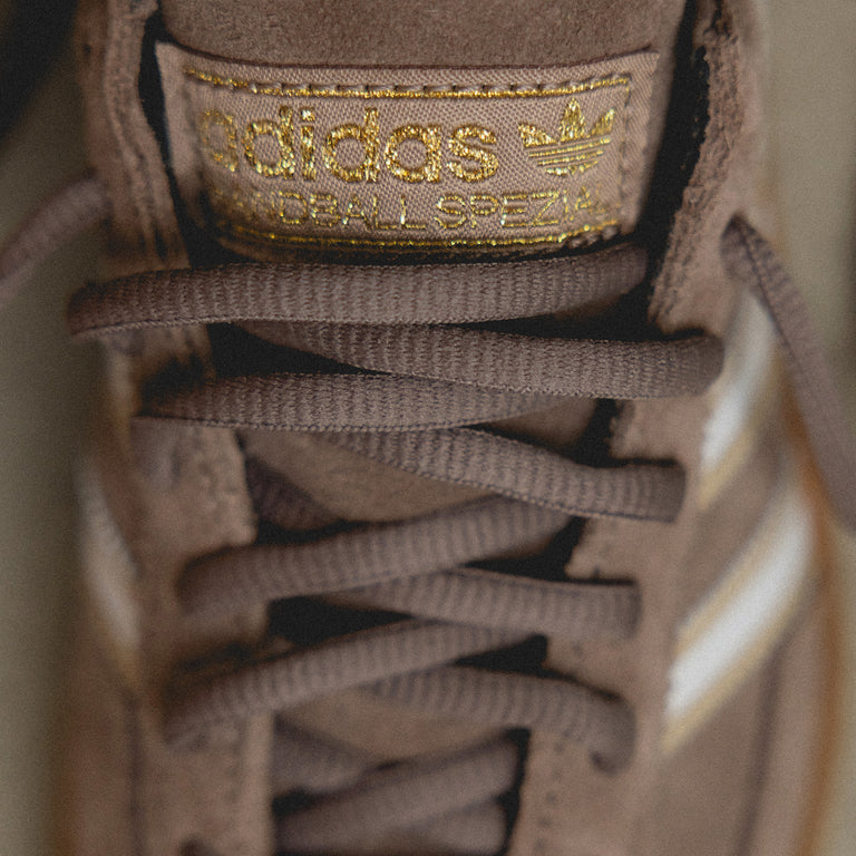 Adidas Handball Spezial J onfeet