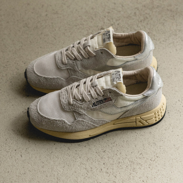 Autry Reelwind Low W onfeet