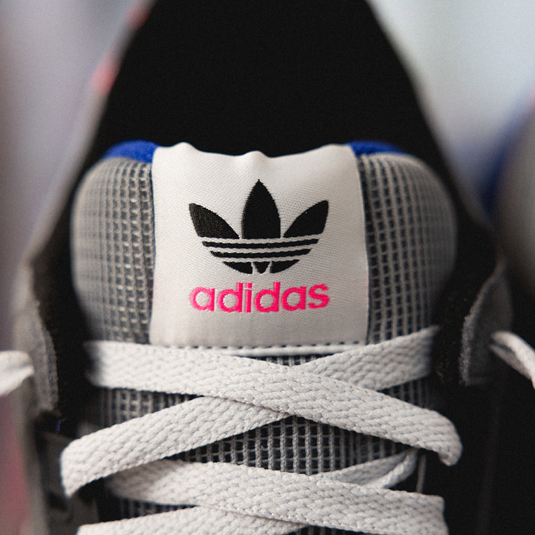 Adidas ZX 8000 onfeet