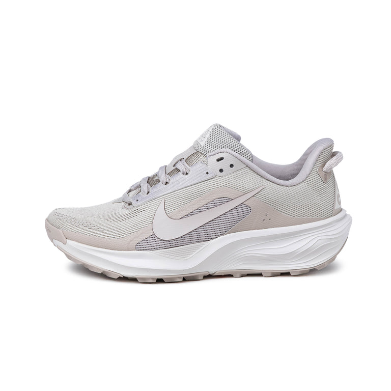 Nike Wmns ACG Pegasus Trail - 37.5 / Cream II / Light Orewood Brown / Safety Orange / Cream II
