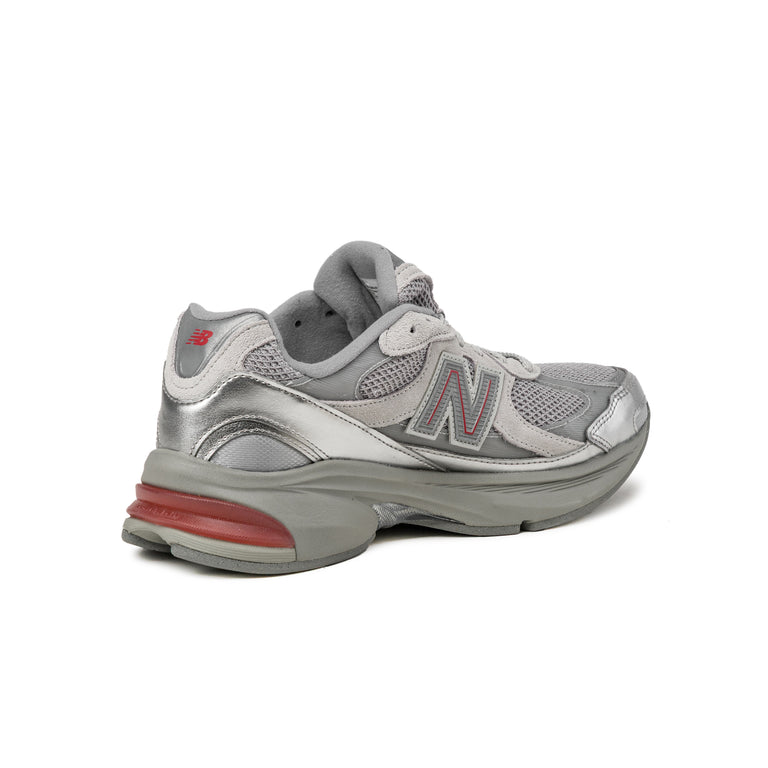 New Balance 2010 - 40 / Silver Metallic / Team Red / Concrete - 3