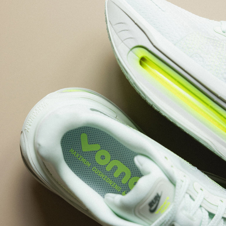 Nike Vomero Premium onfeet