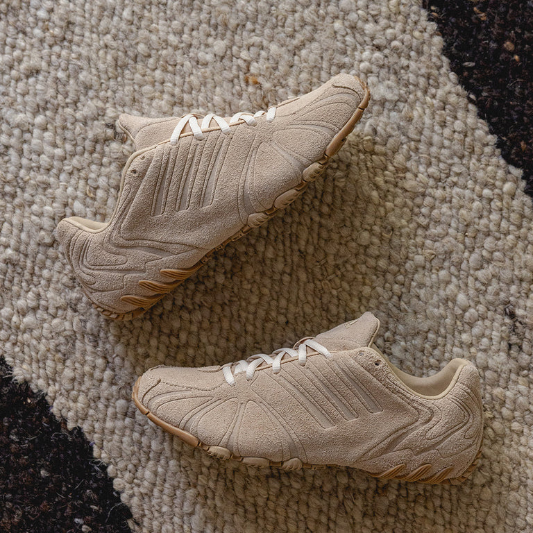 Adidas Ghost Sprint W onfeet