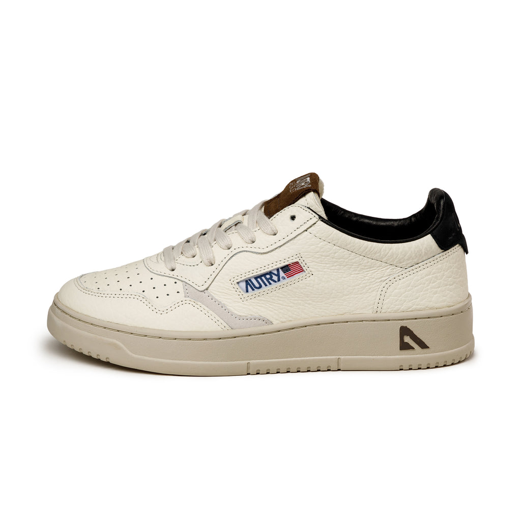 【関税&送料込】AUTRY Sneakers Autry Medalist W *Goat / Wash* Sneaker » Buy online now!