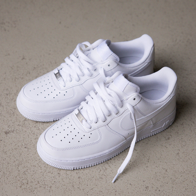 Nike Air Force 1 '07 onfeet