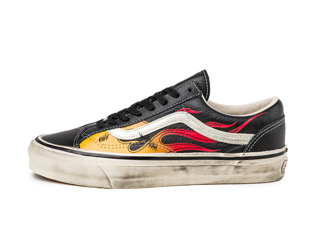 靴 VANS OLD SKOOL FLAME lx430dr34t-