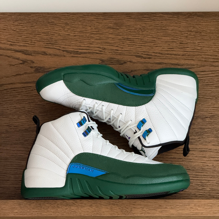 Nike Air Jordan 12 Retro *Bucks* onfeet