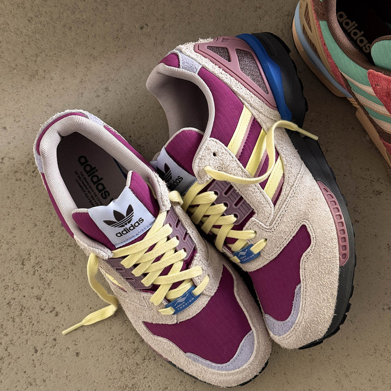 Adidas ZX 8000 onfeet