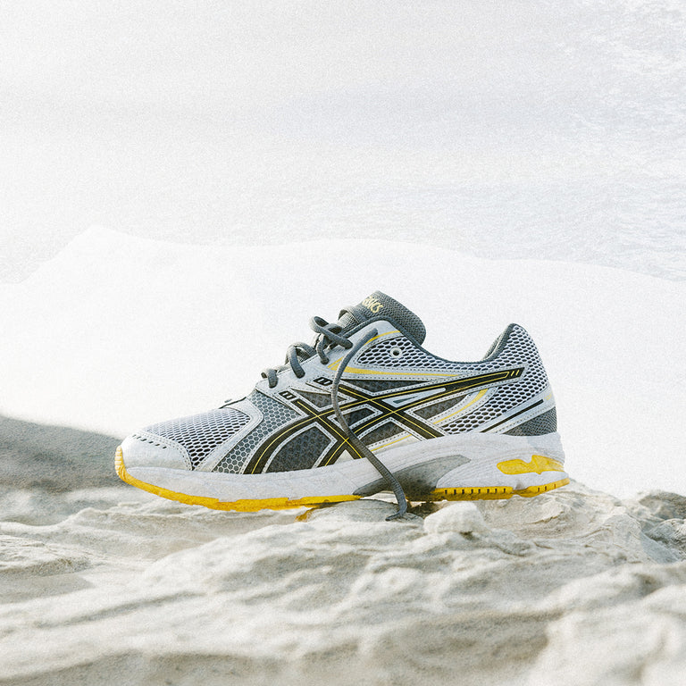 Asics GEL-DS Trainer 14 onfeet