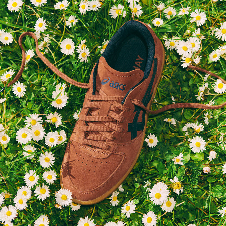Asics x Hay Skyhand OG onfeet
