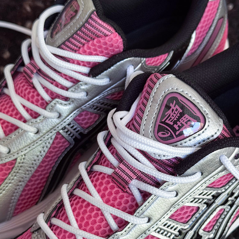 Asics GEL-Kayano 12.1 onfeet