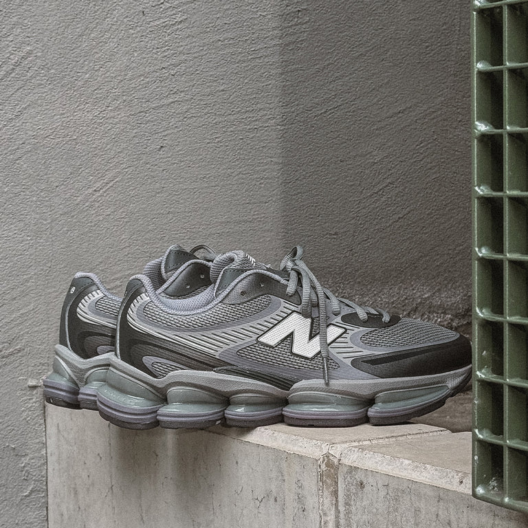 New Balance ABZORB 2000 onfeet