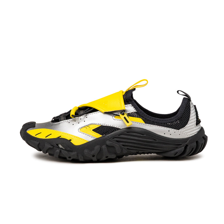 Adidas x Pharrell Williams Water Moc *Starfish* - 40 / Yellow / Core Black / Metallic Silver

