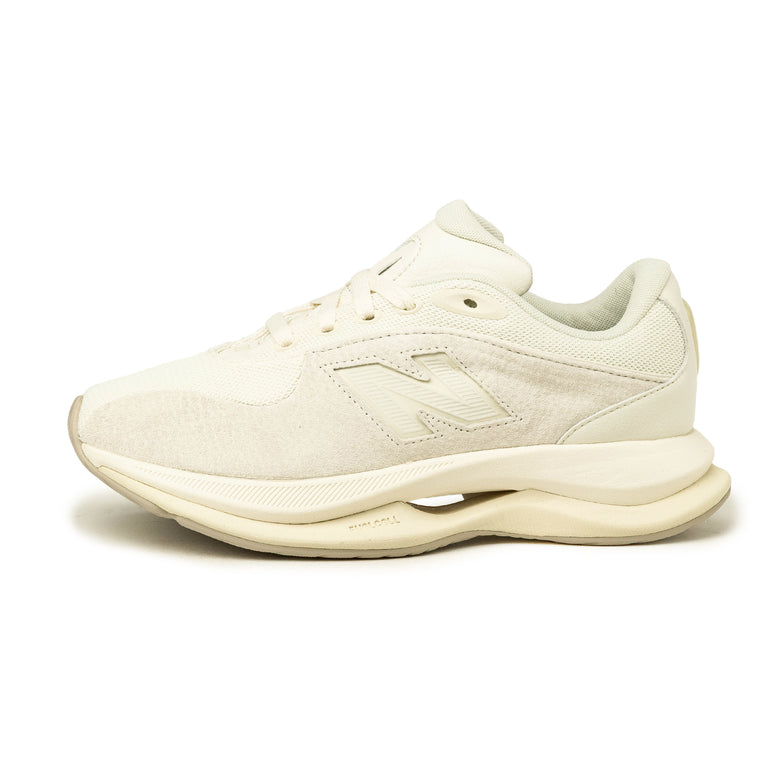 New Balance TF100 - 41.5 / Angora
