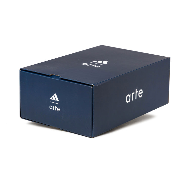 Adidas	x Arte Antwerp GSG9 Low - 44 2/3 / Core Black / Core Black / Iron Metallic - 6
