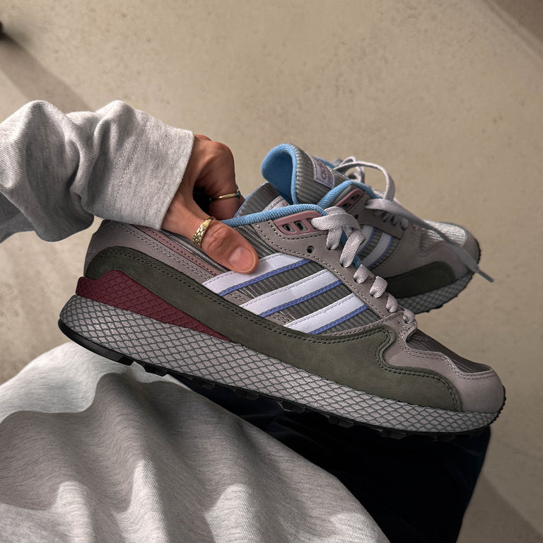 Adidas	Oregon Ultra Tech onfeet