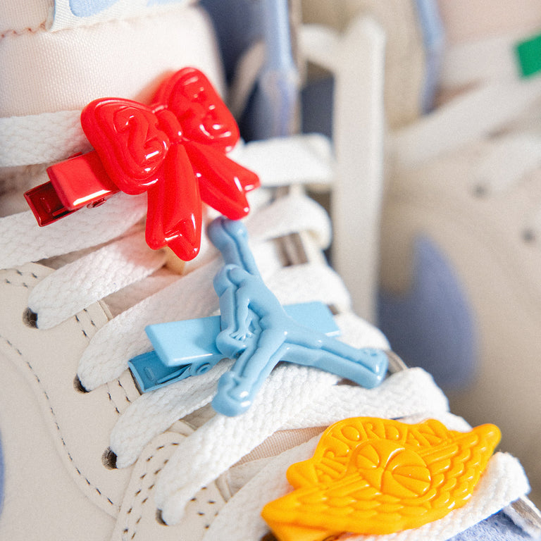 Nike Wmns Air Jordan 1 Retro High OG *Psychic Blue* onfeet