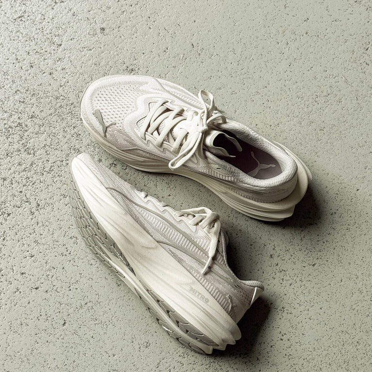 Puma Deviate Nitro W onfeet