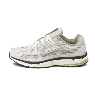 Nike P-6000 - 44 / Platinum Tint / Metallic Silver / Sail