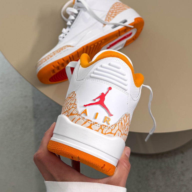 Nike Wmns Air Jordan 3 Retro *White and Orange Peel* onfeet