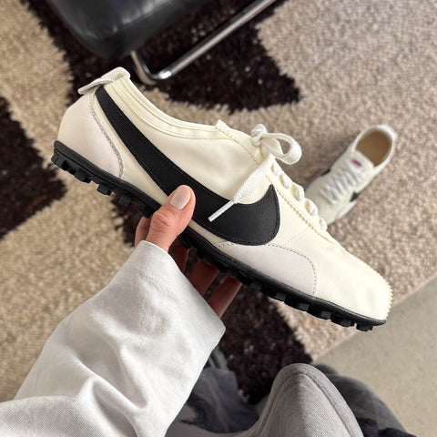 Nike Wmns Moon Shoe OG SP Sneaker » Buy online now!