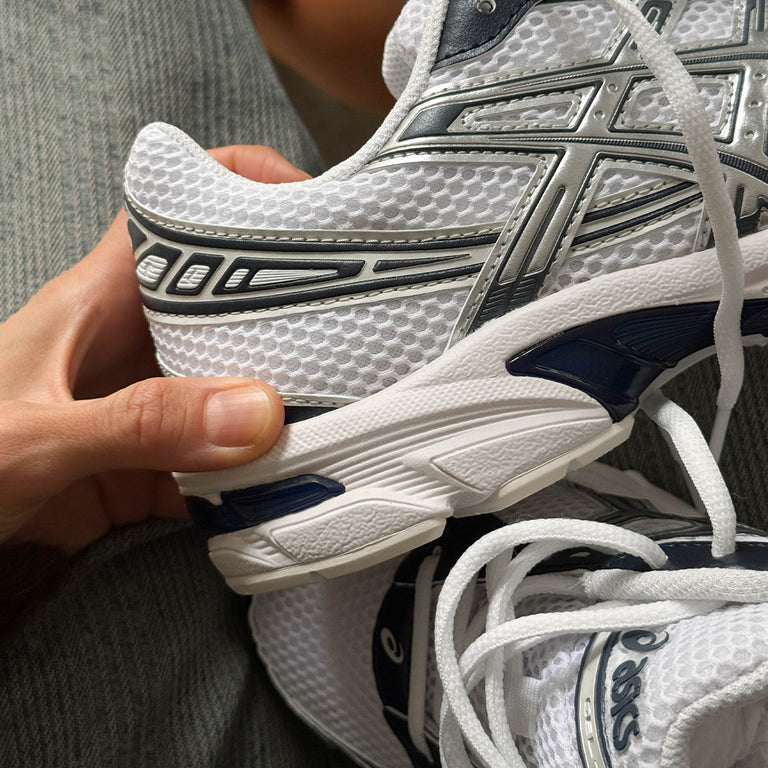 Asics GEL-1130 onfeet