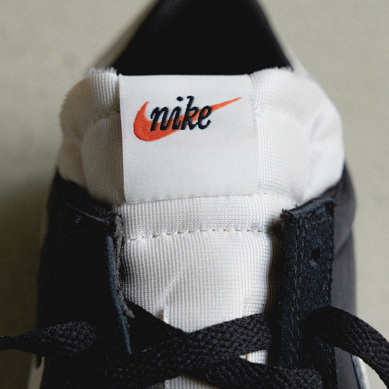 Nike Waffle Racer onfeet