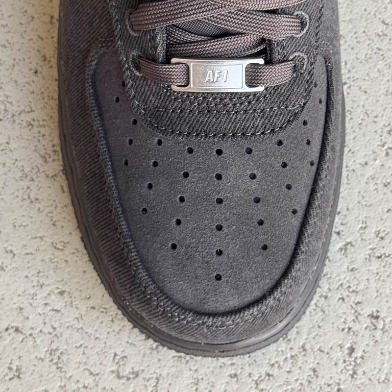 Nike	Air Force 1 '07 LV8 *Denim* onfeet