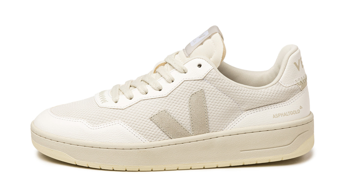 V tennis shoes clearance