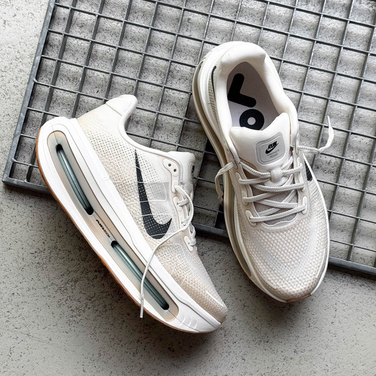 Nike Vomero Premium onfeet