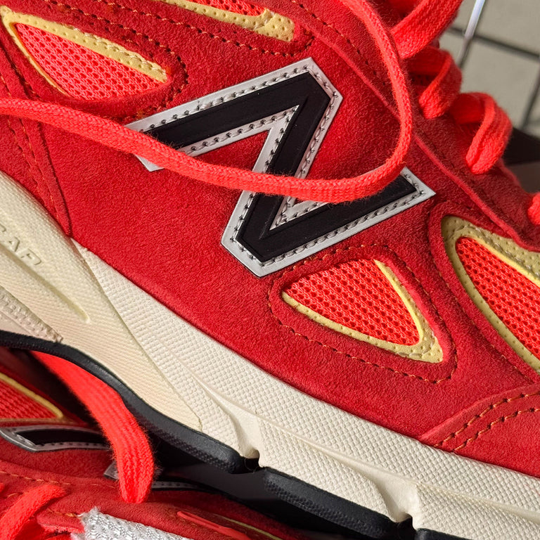 New Balance 990 v4 *Made in USA* onfeet